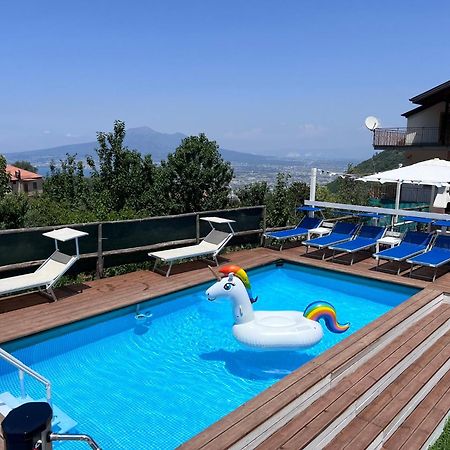 Villa Somma Apartments Pimonte Bagian luar foto