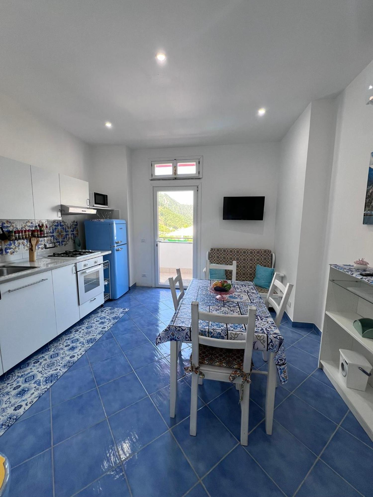 Villa Somma Apartments Pimonte Bagian luar foto