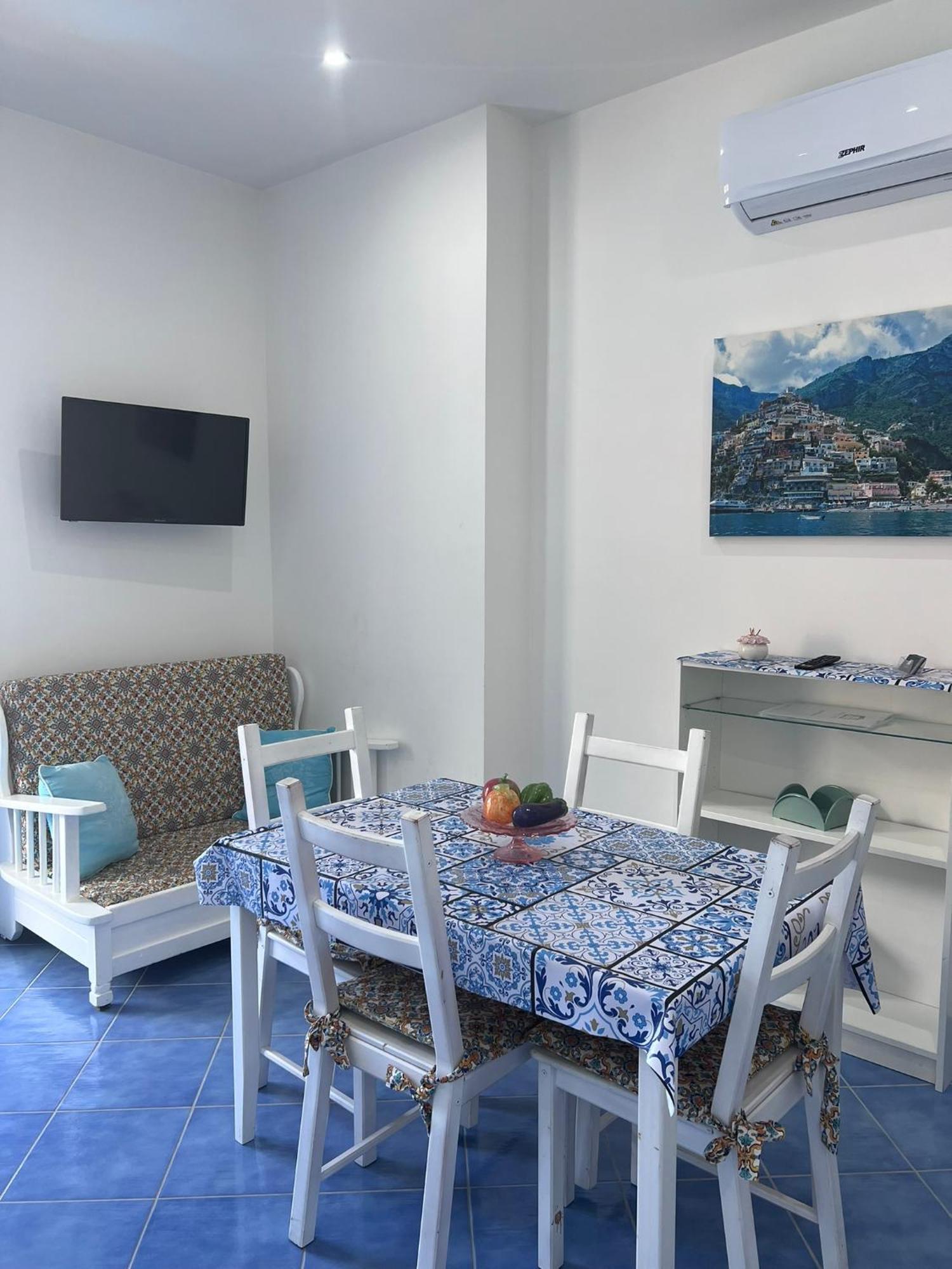 Villa Somma Apartments Pimonte Bagian luar foto