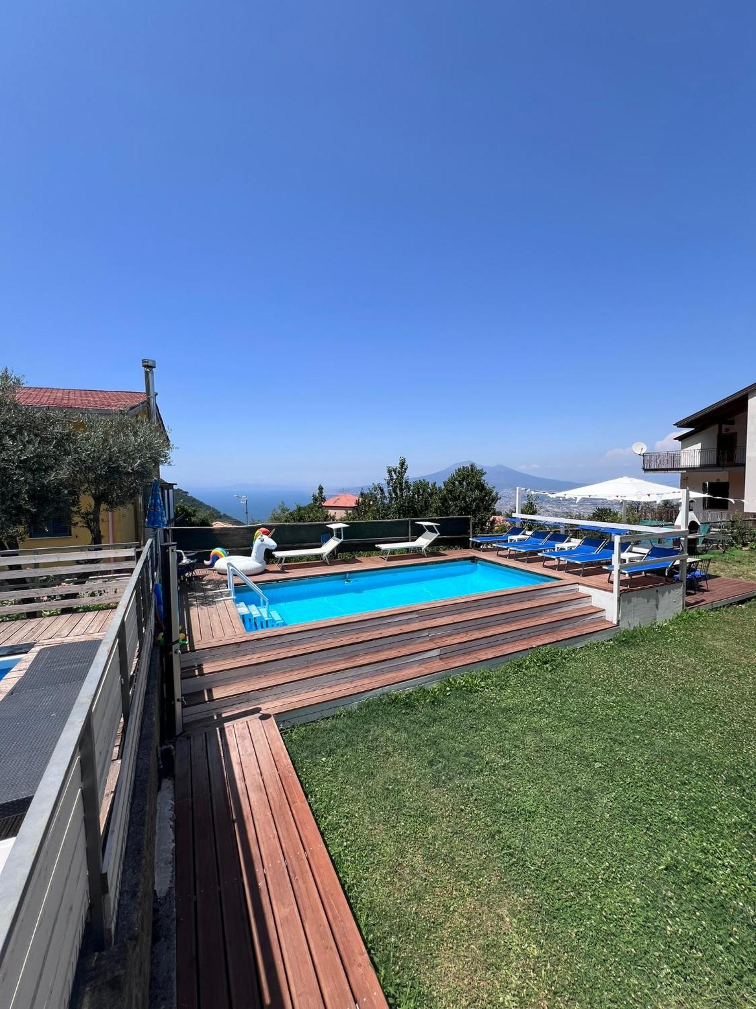 Villa Somma Apartments Pimonte Bagian luar foto