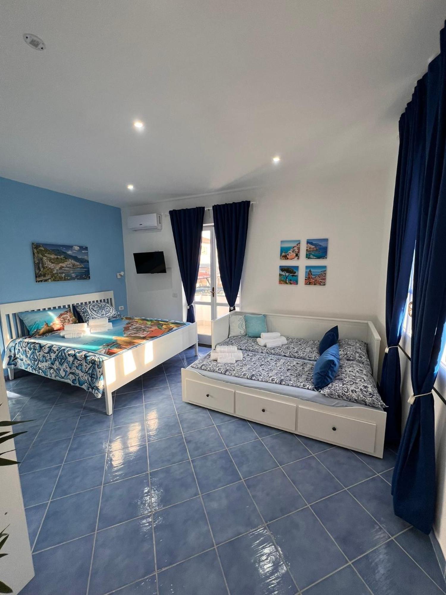 Villa Somma Apartments Pimonte Bagian luar foto