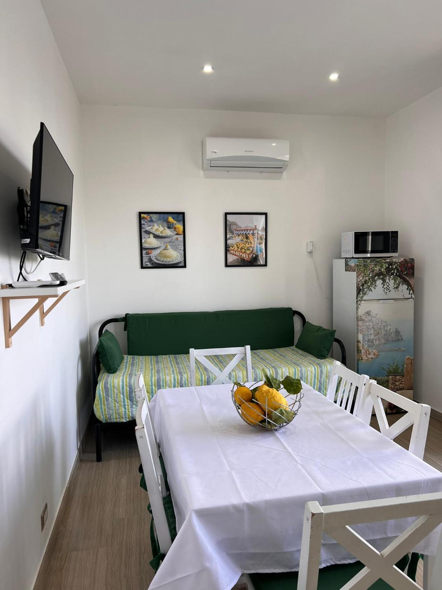 Villa Somma Apartments Pimonte Bagian luar foto